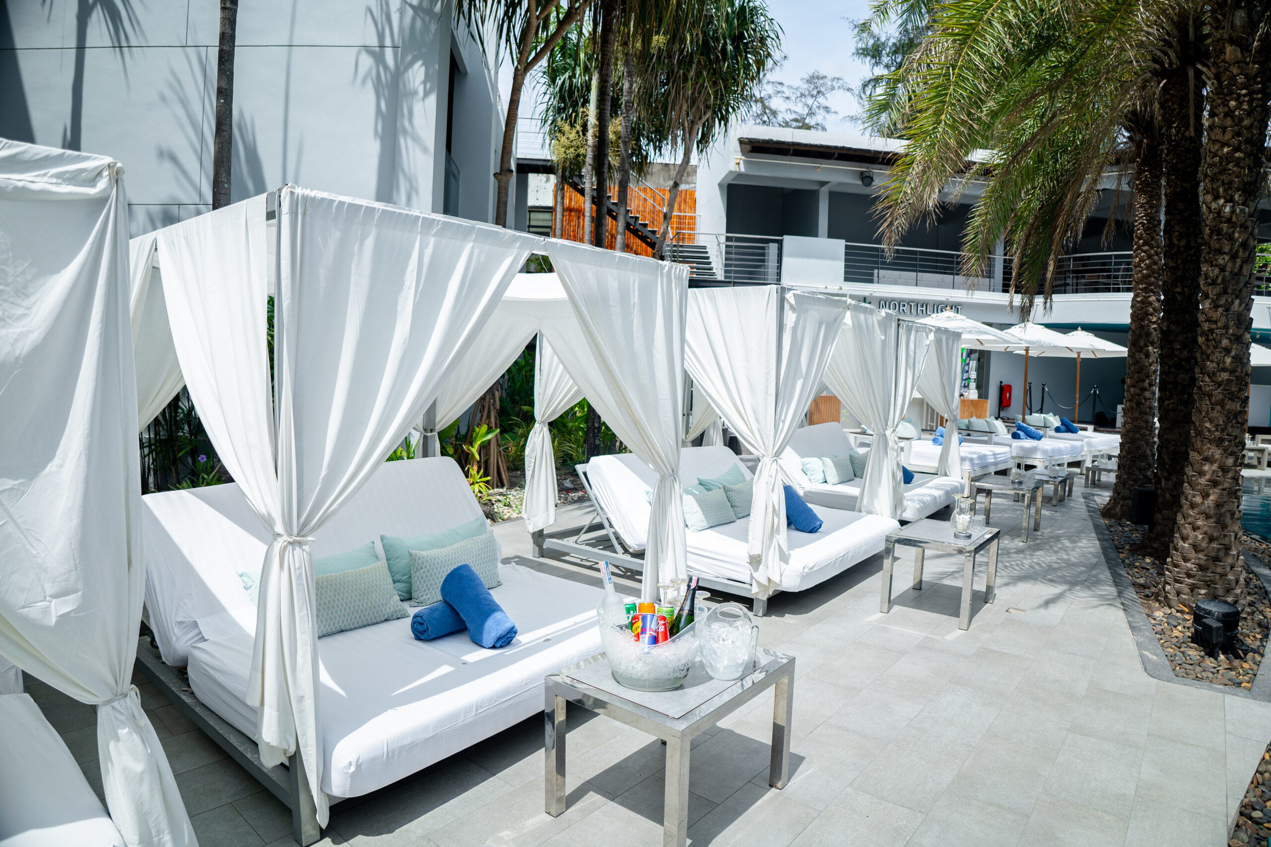 Day Bed – KUDO Beach Club